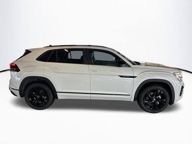 new 2025 Volkswagen Atlas Cross Sport car, priced at $50,658