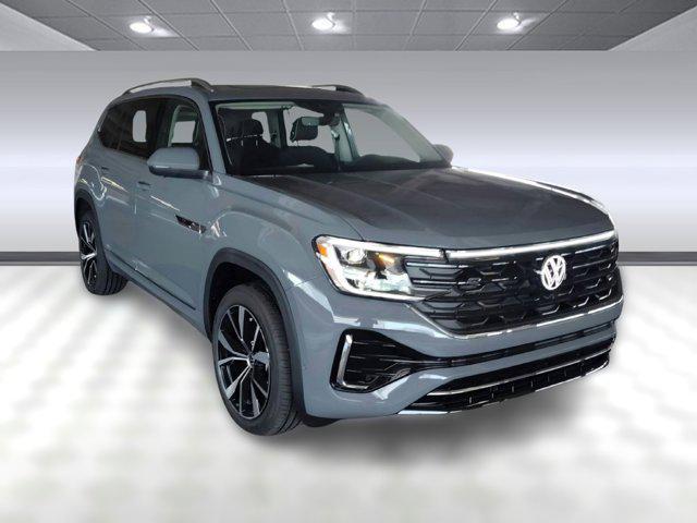 new 2025 Volkswagen Atlas car, priced at $50,582