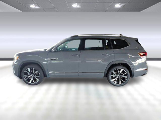 new 2025 Volkswagen Atlas car, priced at $50,582