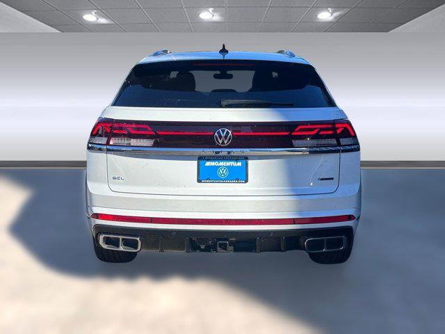 new 2026 Volkswagen Atlas Cross Sport car, priced at $54,861