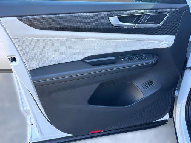 new 2026 Volkswagen Atlas Cross Sport car, priced at $54,861