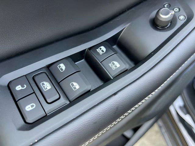 used 2024 Jeep Grand Cherokee car, priced at $36,997