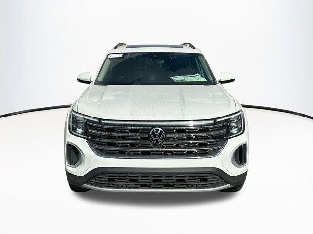 new 2024 Volkswagen Atlas car, priced at $43,022