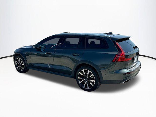 used 2022 Volvo V60 Cross Country car, priced at $34,998