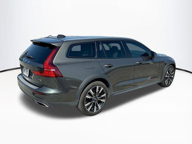 used 2022 Volvo V60 Cross Country car, priced at $34,998