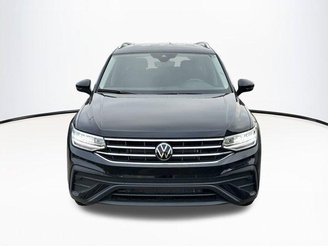 new 2024 Volkswagen Tiguan car, priced at $32,071