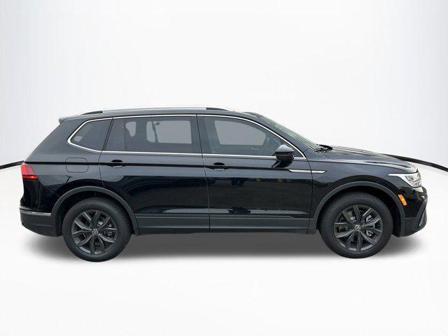 new 2024 Volkswagen Tiguan car, priced at $32,071