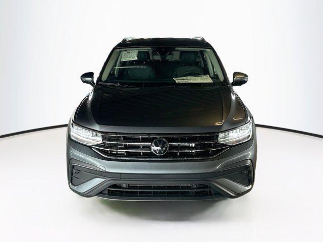 new 2024 Volkswagen Tiguan car, priced at $32,292