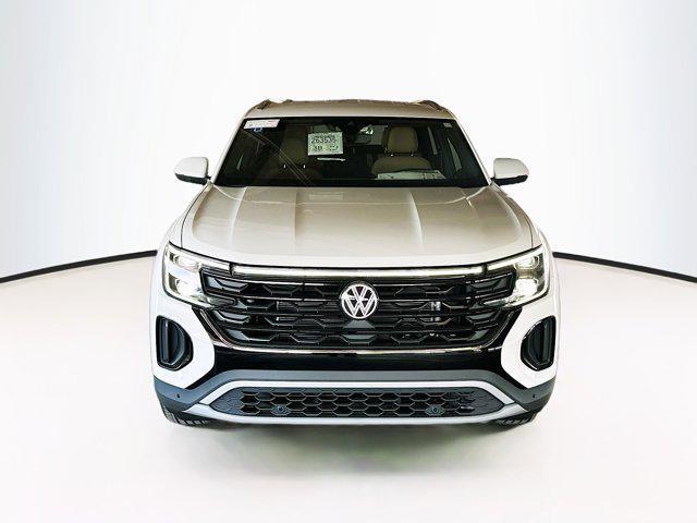 new 2024 Volkswagen Atlas Cross Sport car, priced at $40,901