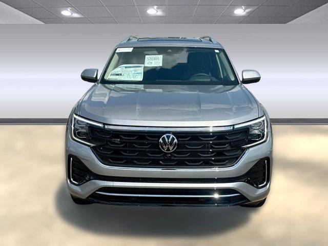 new 2025 Volkswagen Atlas car, priced at $50,792