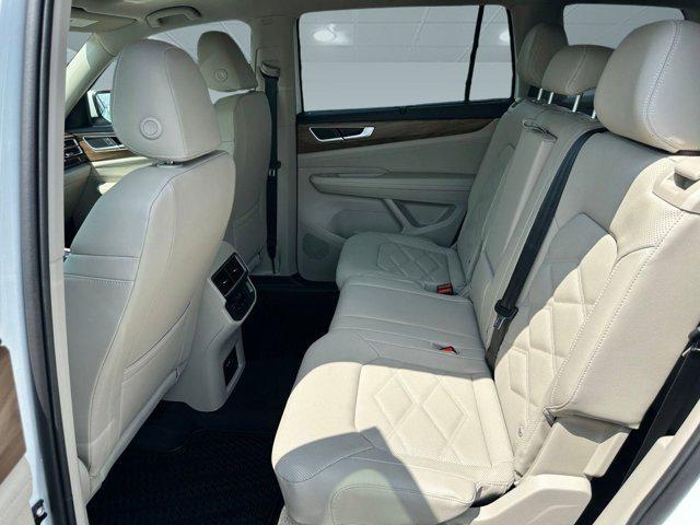 new 2026 Volkswagen Atlas car, priced at $45,491