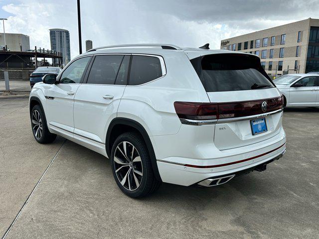 new 2025 Volkswagen Atlas car, priced at $54,181