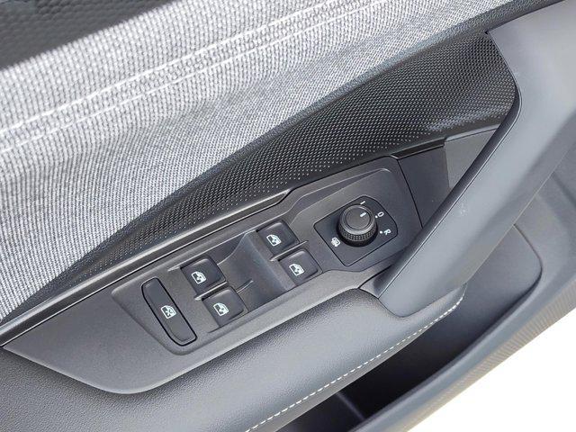 new 2025 Volkswagen Tiguan car, priced at $30,301