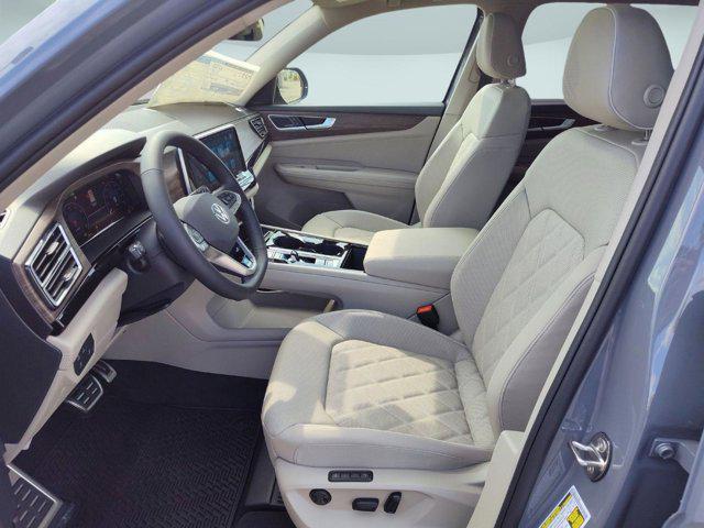 new 2025 Volkswagen Atlas car, priced at $54,781