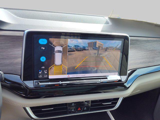 new 2025 Volkswagen Atlas car, priced at $54,781