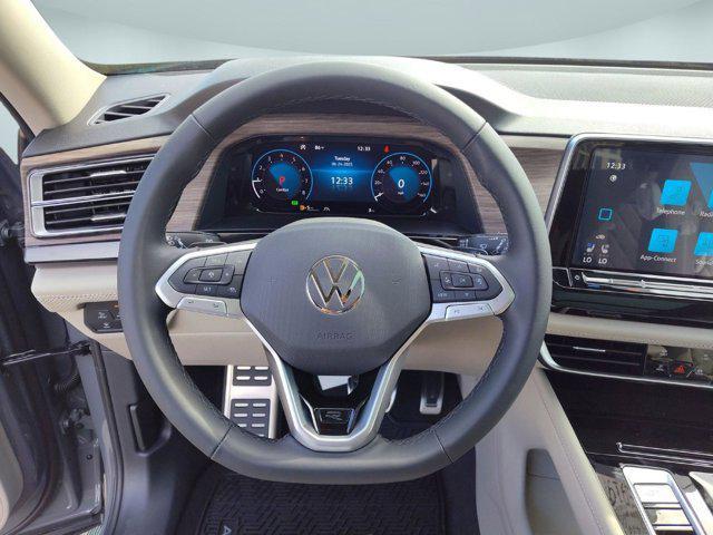 new 2025 Volkswagen Atlas car, priced at $54,781