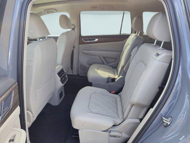 new 2025 Volkswagen Atlas car, priced at $54,781