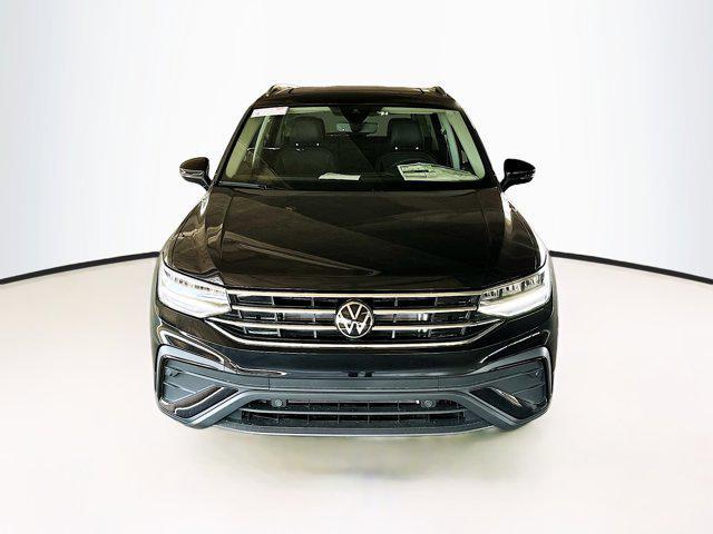 new 2024 Volkswagen Tiguan car, priced at $33,201