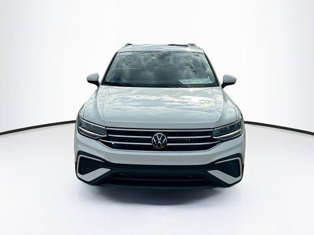 new 2024 Volkswagen Tiguan car, priced at $33,201