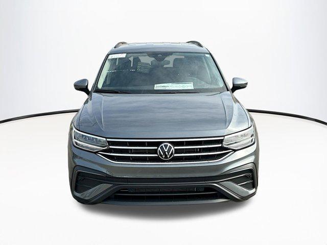 new 2024 Volkswagen Tiguan car, priced at $29,181