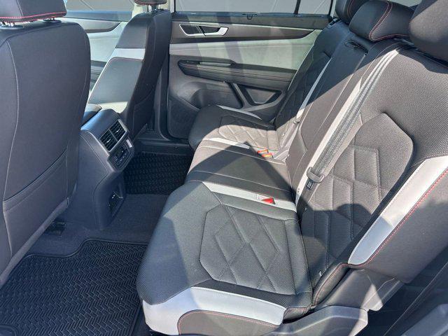 new 2025 Volkswagen Atlas car, priced at $43,802