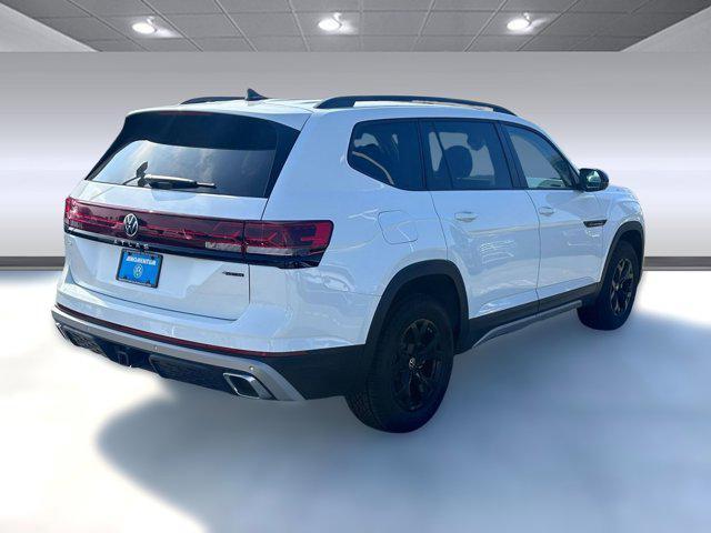 new 2025 Volkswagen Atlas car, priced at $43,802