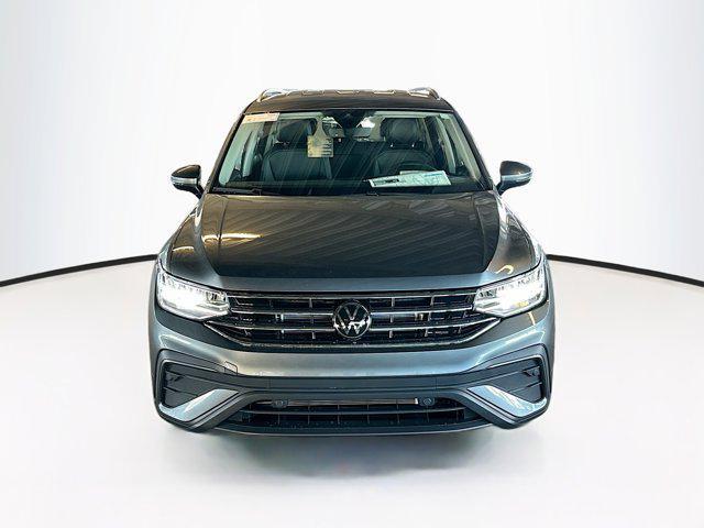 new 2024 Volkswagen Tiguan car, priced at $32,071