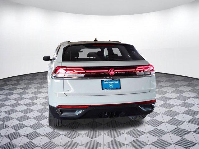 new 2025 Volkswagen Atlas Cross Sport car, priced at $42,912