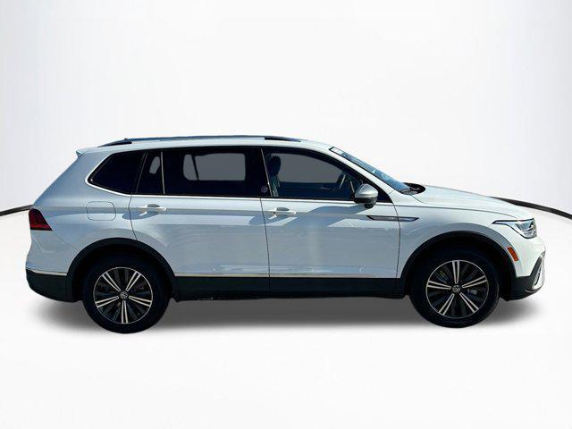 new 2024 Volkswagen Tiguan car, priced at $32,651