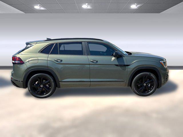 new 2026 Volkswagen Atlas Cross Sport car, priced at $50,591
