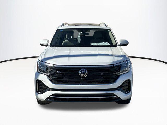 new 2025 Volkswagen Atlas car, priced at $54,946