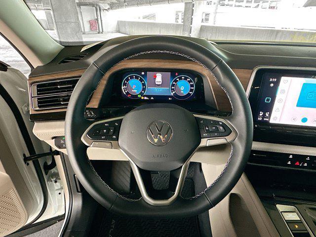 new 2024 Volkswagen Atlas car, priced at $43,112