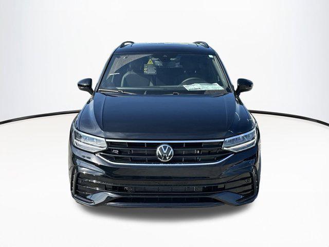 new 2024 Volkswagen Tiguan car, priced at $35,051