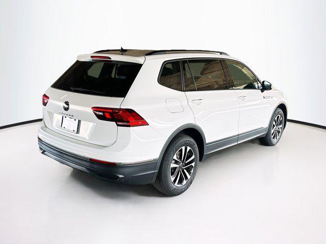 new 2024 Volkswagen Tiguan car, priced at $29,162