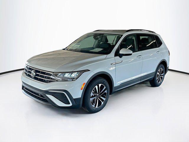 new 2024 Volkswagen Tiguan car, priced at $29,162