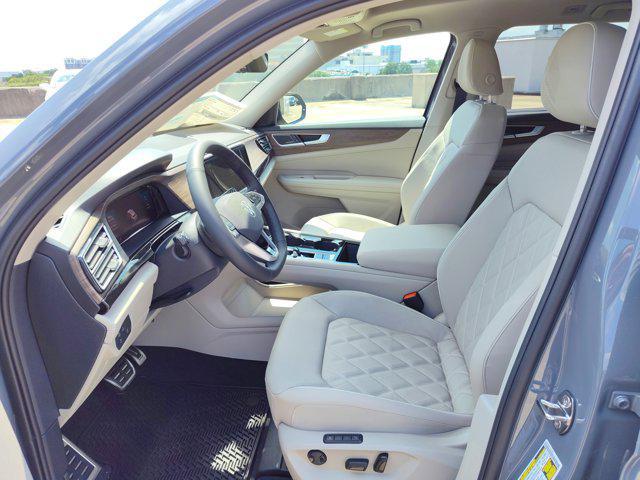 new 2025 Volkswagen Atlas car, priced at $54,781