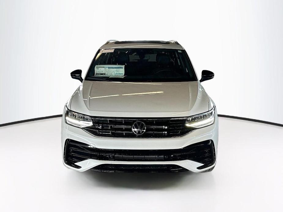 new 2024 Volkswagen Tiguan car, priced at $37,498