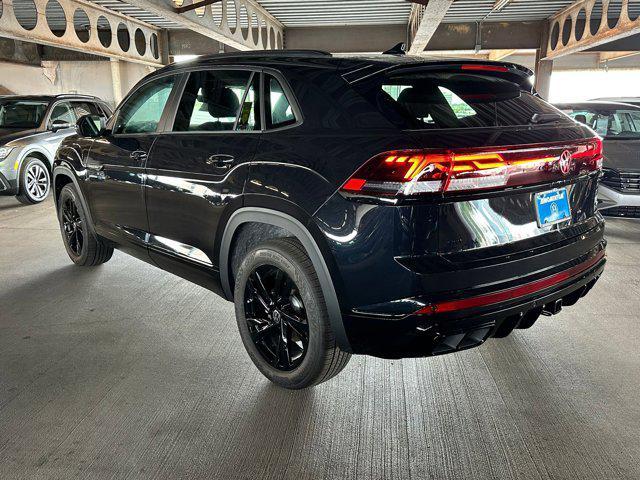 new 2026 Volkswagen Atlas Cross Sport car, priced at $50,601