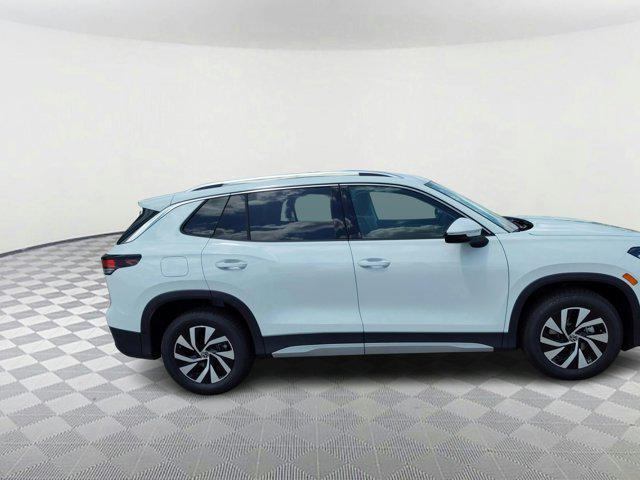new 2025 Volkswagen Tiguan car, priced at $30,301