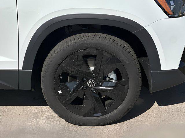 new 2025 Volkswagen Taos car, priced at $31,031