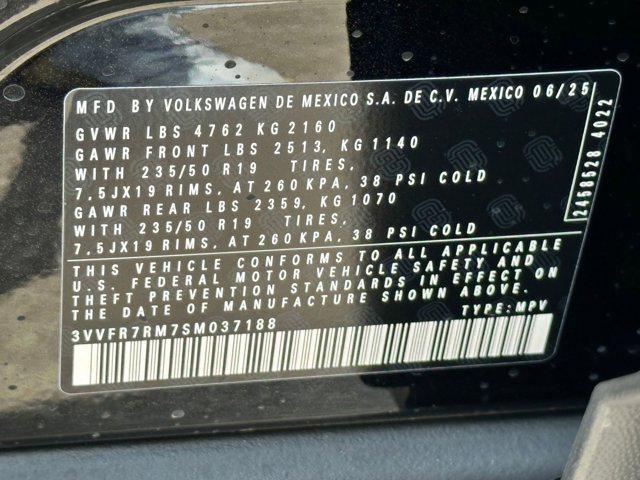 new 2025 Volkswagen Tiguan car, priced at $34,281