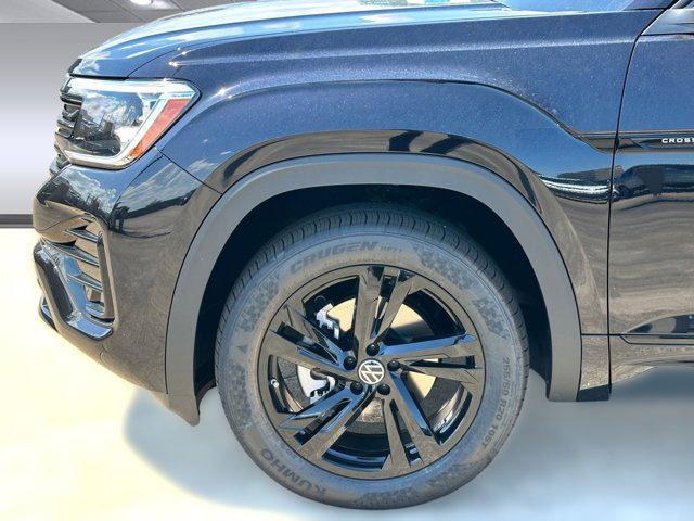 new 2026 Volkswagen Atlas Cross Sport car, priced at $51,051