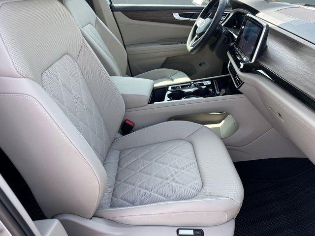 new 2026 Volkswagen Atlas car, priced at $54,381