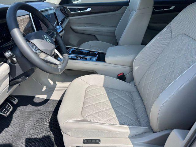 new 2026 Volkswagen Atlas car, priced at $54,381