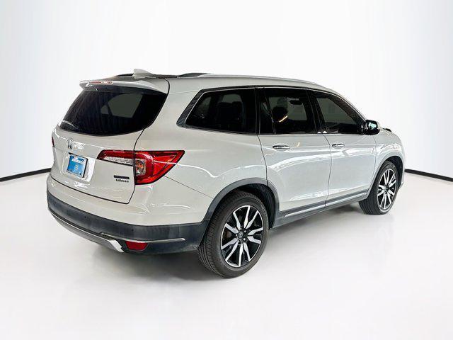 used 2020 Honda Pilot car, priced at $27,499