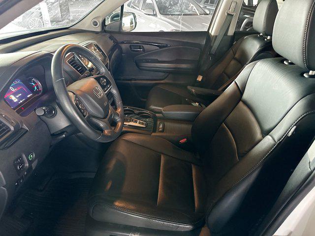 used 2020 Honda Pilot car, priced at $27,499