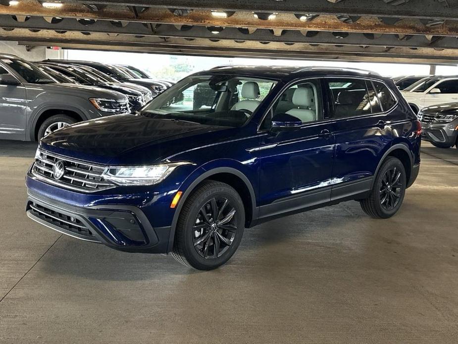 new 2024 Volkswagen Tiguan car, priced at $32,552