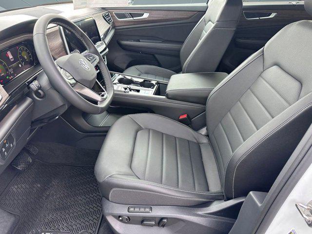 new 2026 Volkswagen Atlas car, priced at $50,641