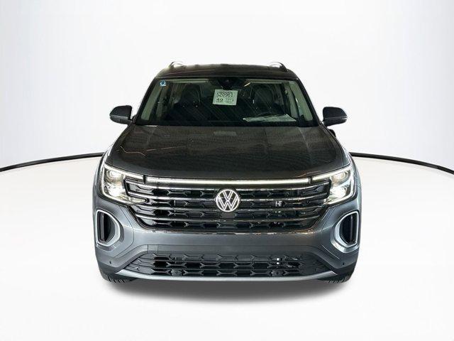 new 2025 Volkswagen Atlas car, priced at $44,741