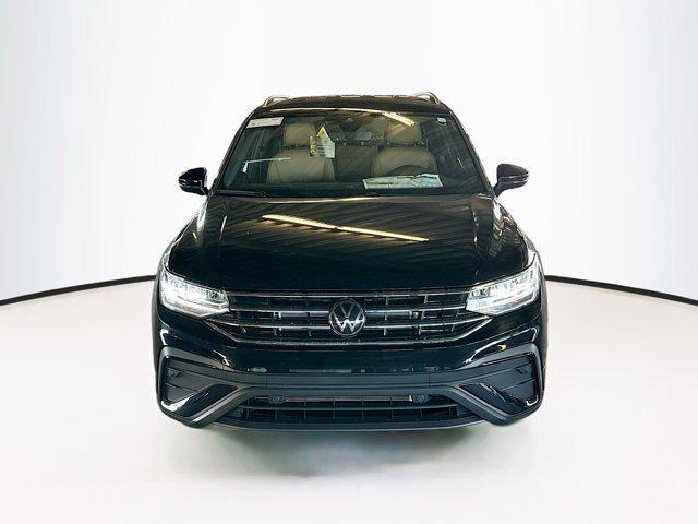 new 2024 Volkswagen Tiguan car, priced at $32,071